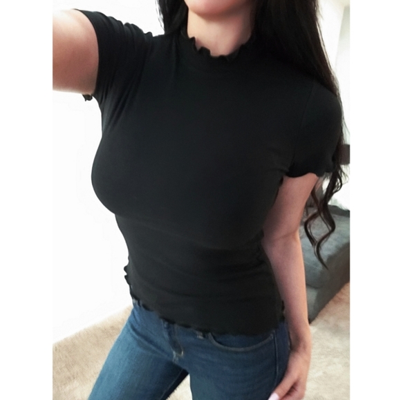 Black short sleeve high neck lettuce shirt top - Picture 3 of 6